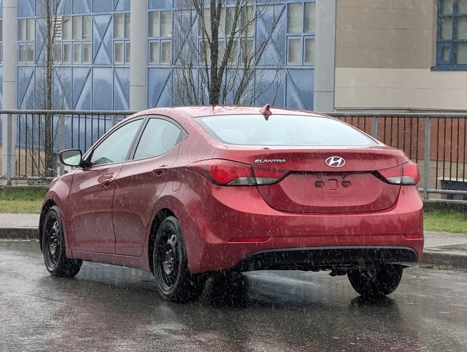 2014 Hyundai Elantra - Image 3 of 18