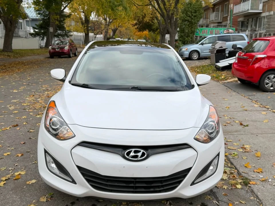 2014 Hyundai Elantra - Image 8 of 16