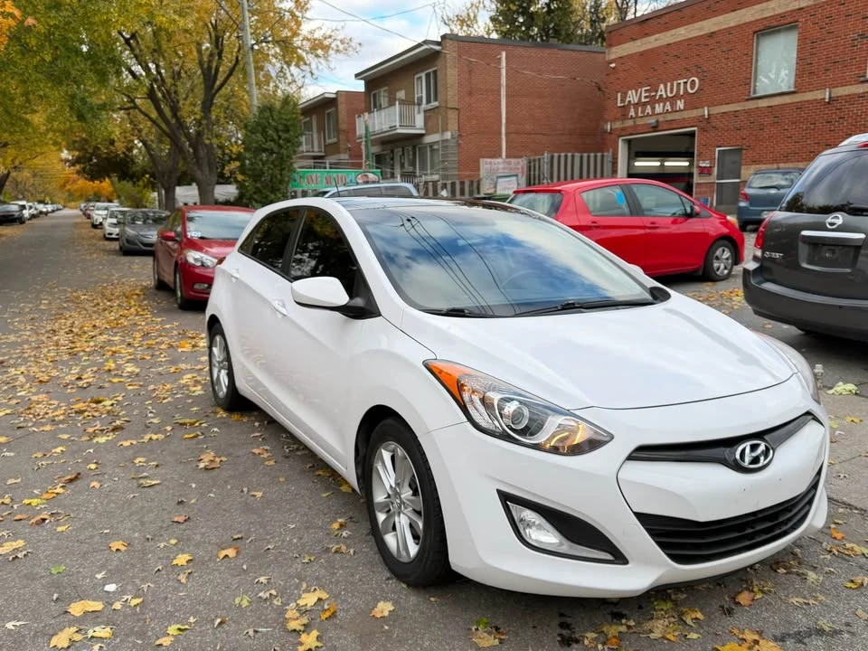 2014 Hyundai Elantra - Image 7 of 16
