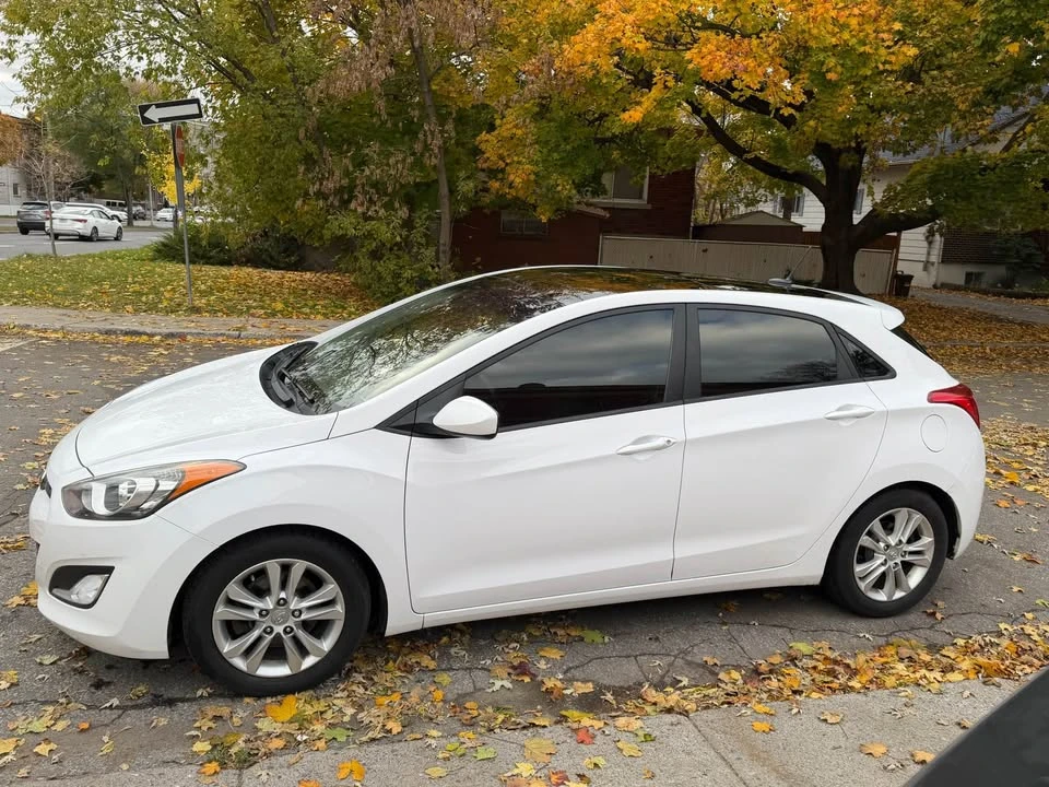 2014 Hyundai Elantra - Image 2 of 16