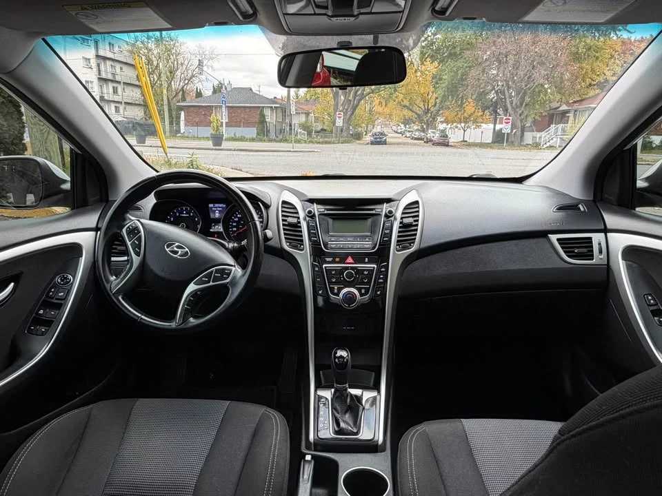2014 Hyundai Elantra - Image 10 of 16