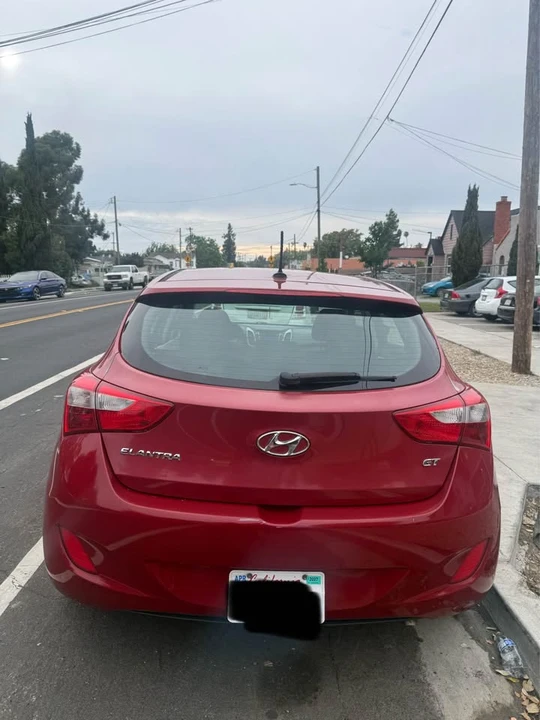 2014 Hyundai Elantra - Image 4 of 7