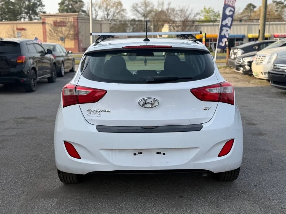 2014 Hyundai Elantra - Image 6 of 18