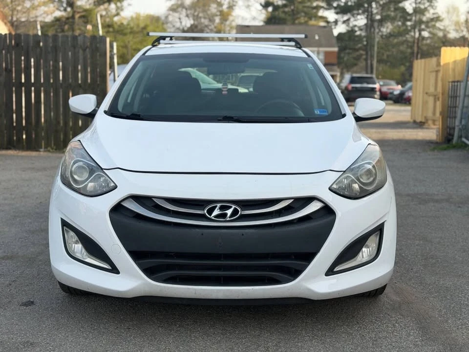 2014 Hyundai Elantra - Image 3 of 18