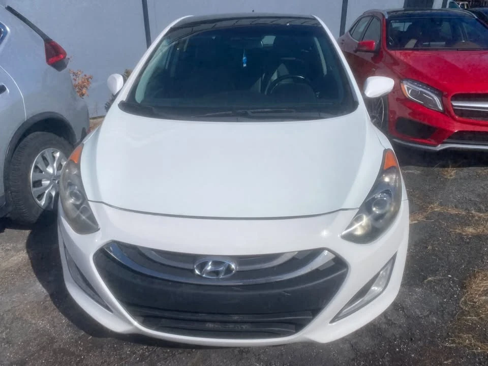 2014 Hyundai Elantra - Image 12 of 13