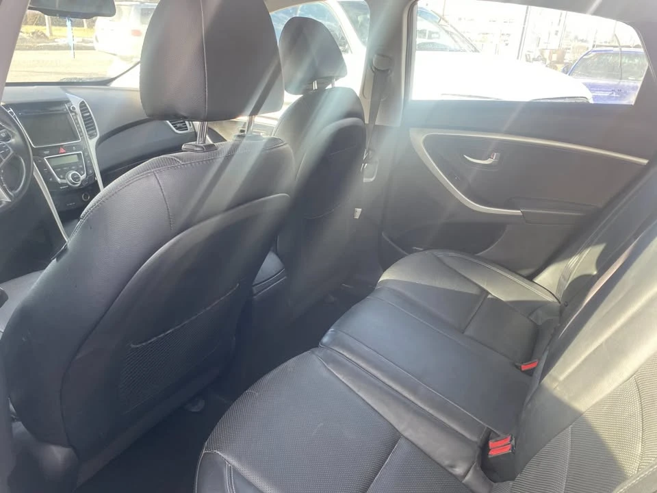 2014 Hyundai Elantra - Image 6 of 13