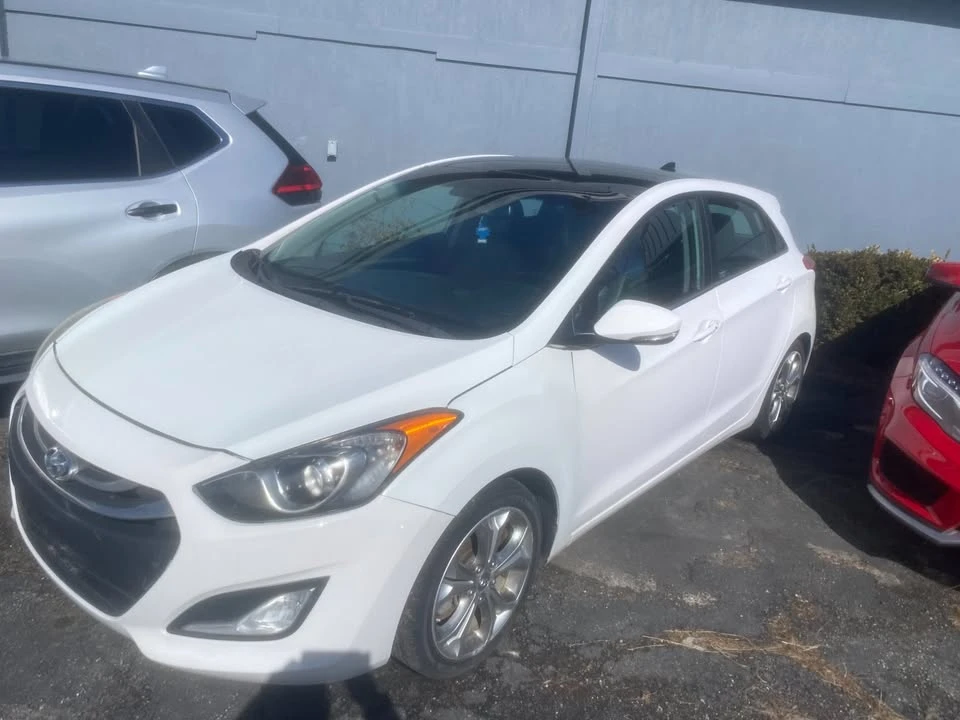 2014 Hyundai Elantra - Image 13 of 13