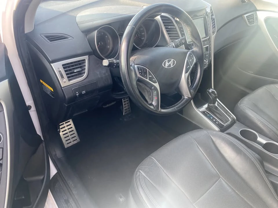 2014 Hyundai Elantra - Image 5 of 13