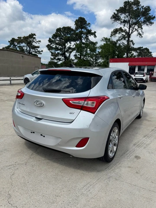 2014 Hyundai Elantra - Image 6 of 14