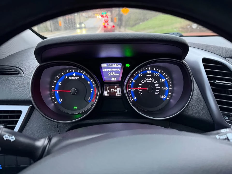 2014 Hyundai Elantra - Image 9 of 9