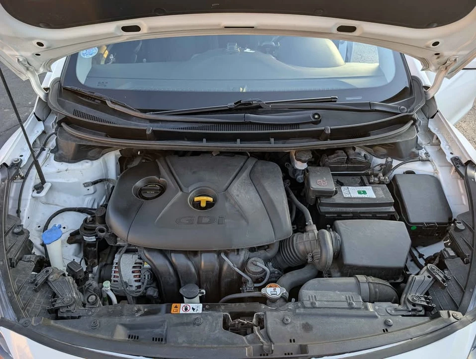 2014 Hyundai Elantra - Image 12 of 12