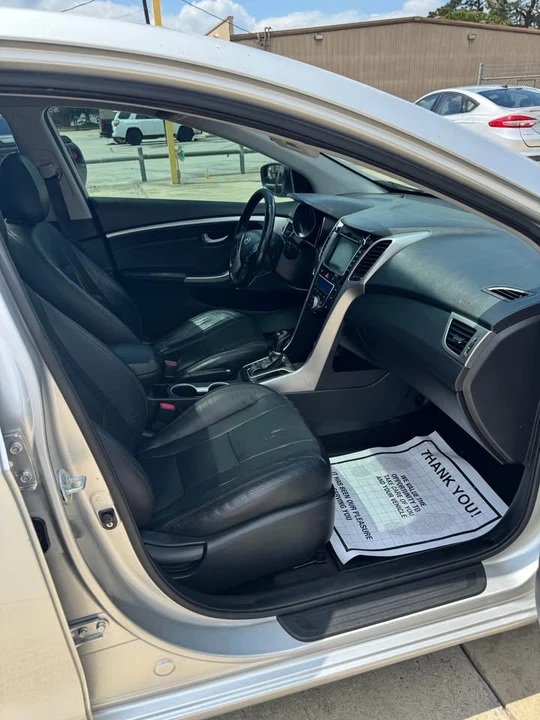 2014 Hyundai Elantra - Image 11 of 14
