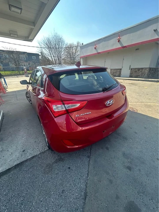2014 Hyundai Elantra - Image 6 of 12