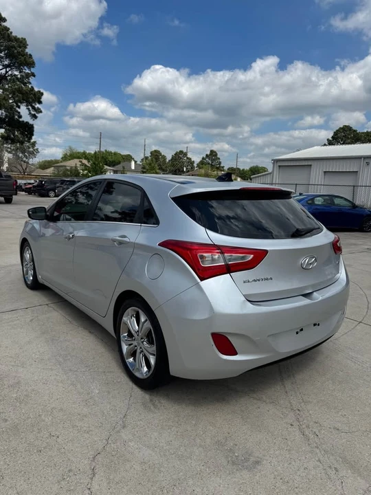 2014 Hyundai Elantra - Image 5 of 14