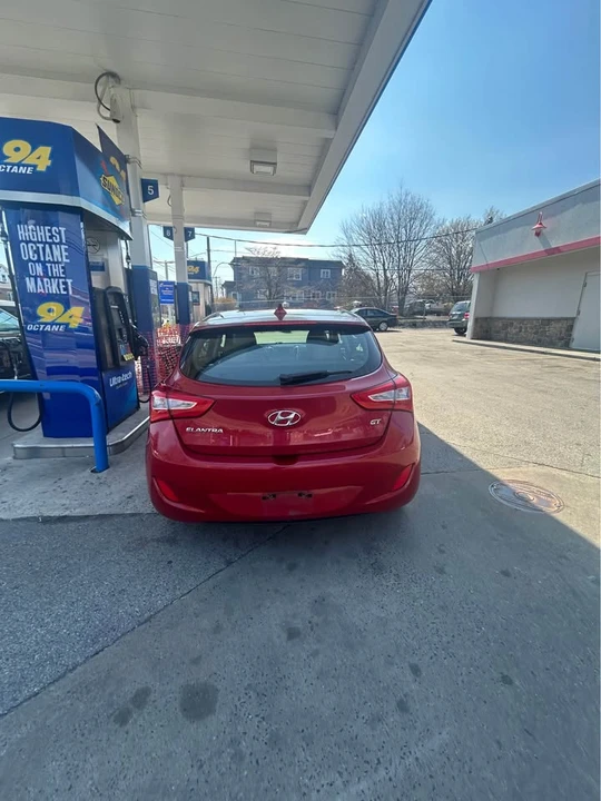 2014 Hyundai Elantra - Image 7 of 12