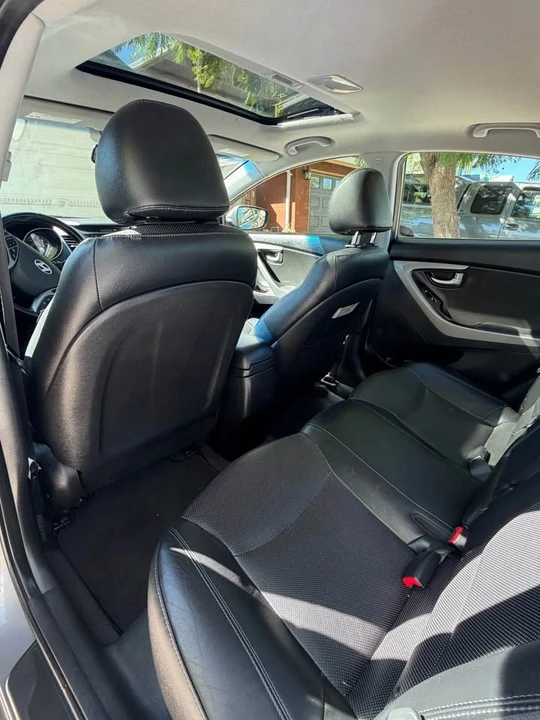 2014 Hyundai Elantra - Image 9 of 13