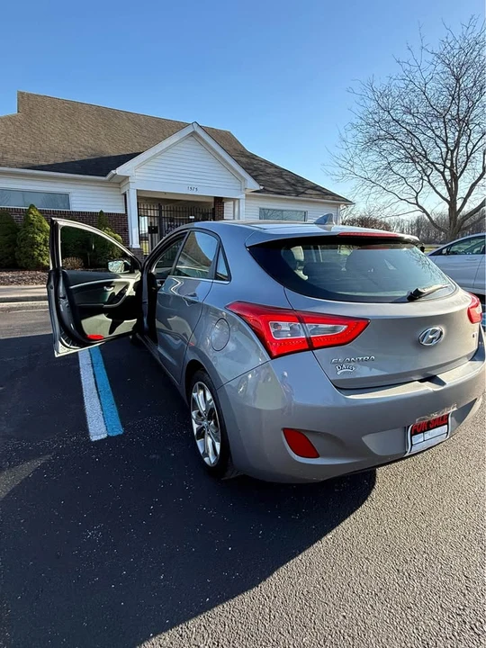 2014 Hyundai Elantra - Image 10 of 10