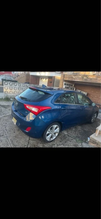 2014 Hyundai Elantra - Image 4 of 7