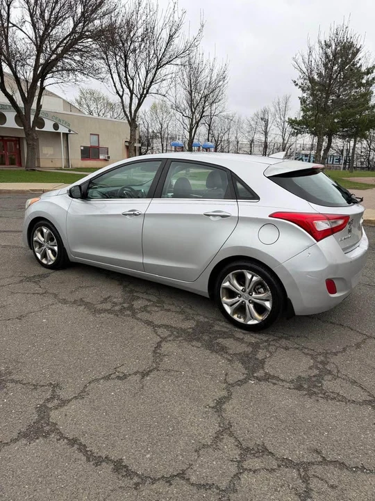 2014 Hyundai Elantra - Image 6 of 18