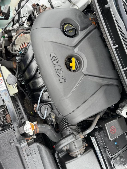 2014 Hyundai Elantra - Image 18 of 18