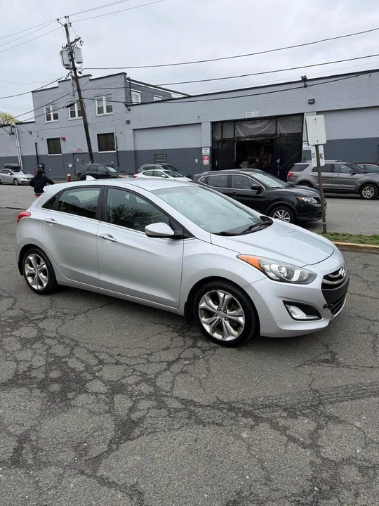 2014 Hyundai Elantra - Image 4 of 18