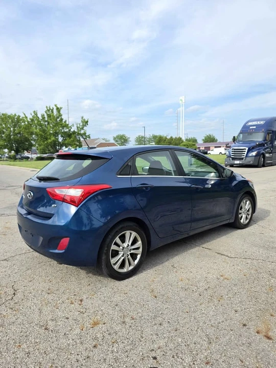2014 Hyundai Elantra - Image 3 of 7