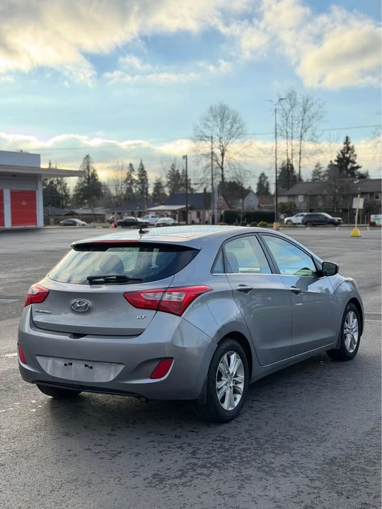 2014 Hyundai Elantra - Image 2 of 9