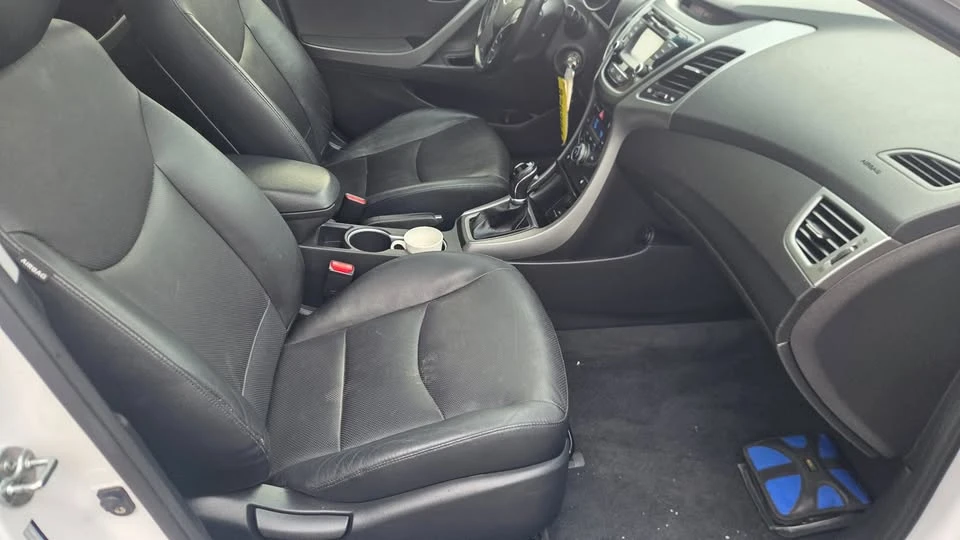 2014 Hyundai Elantra - Image 9 of 20