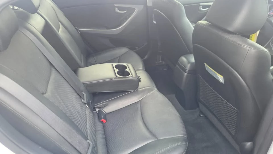 2014 Hyundai Elantra - Image 10 of 20