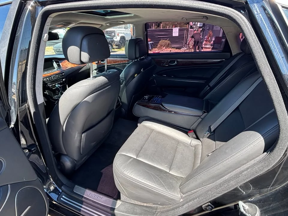 2014 Hyundai Equus - Image 10 of 12