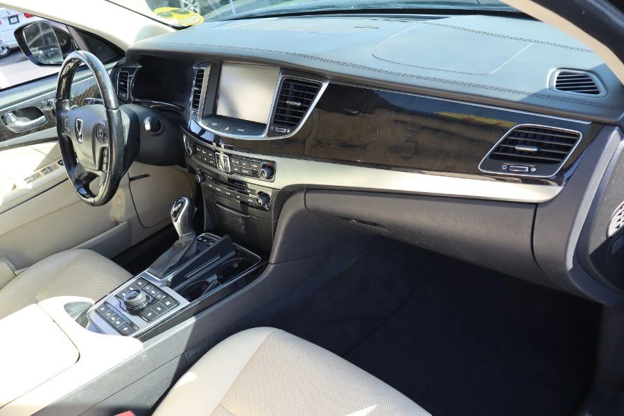 2014 Hyundai Equus - Image 8 of 17