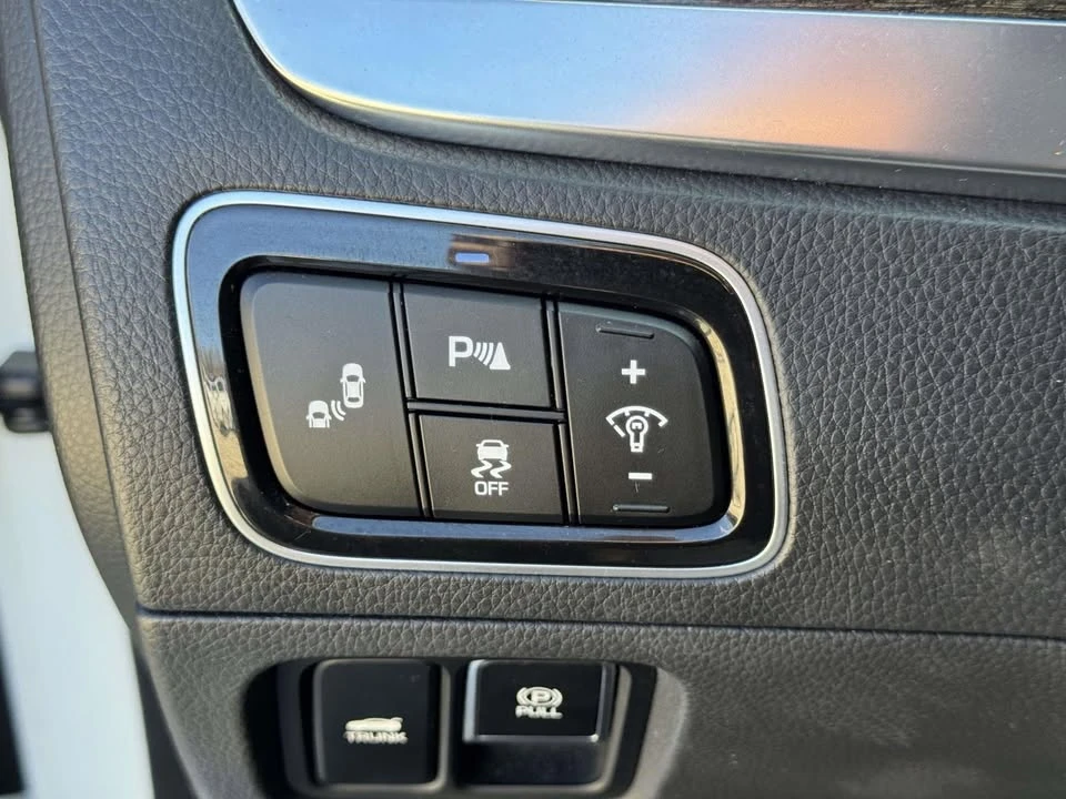 2014 Hyundai Equus - Image 19 of 20