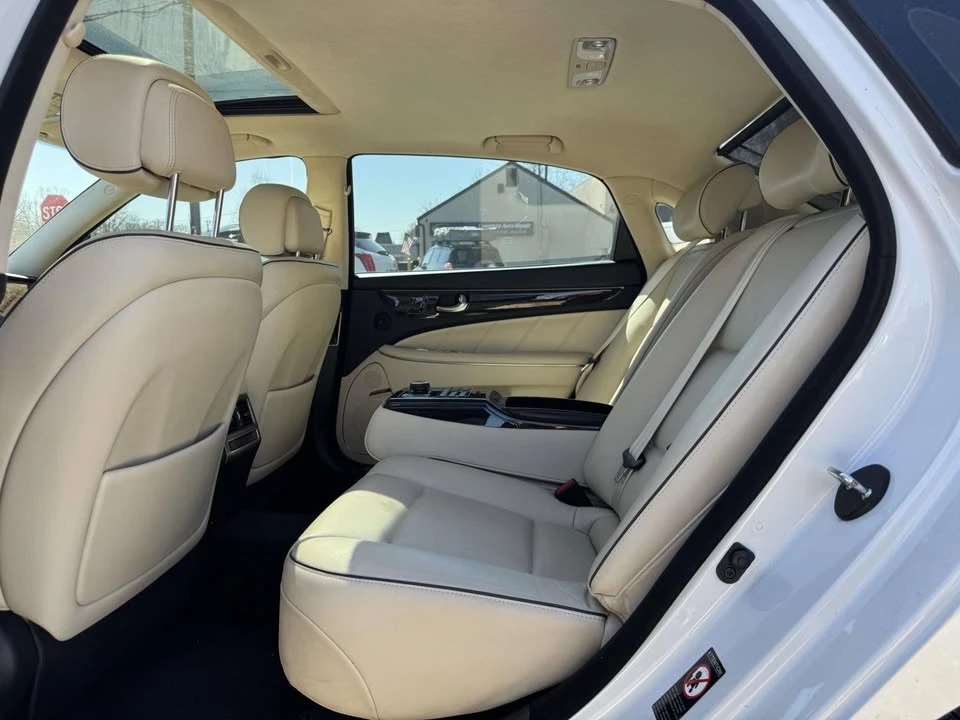 2014 Hyundai Equus - Image 10 of 20