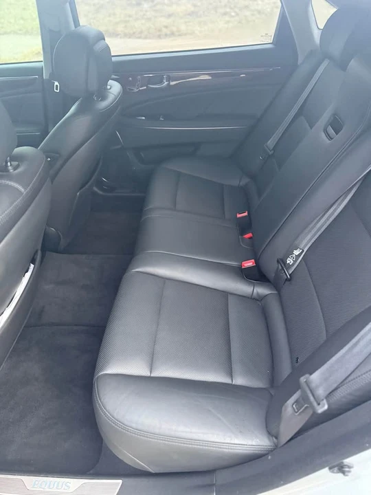2014 Hyundai Equus - Image 19 of 20