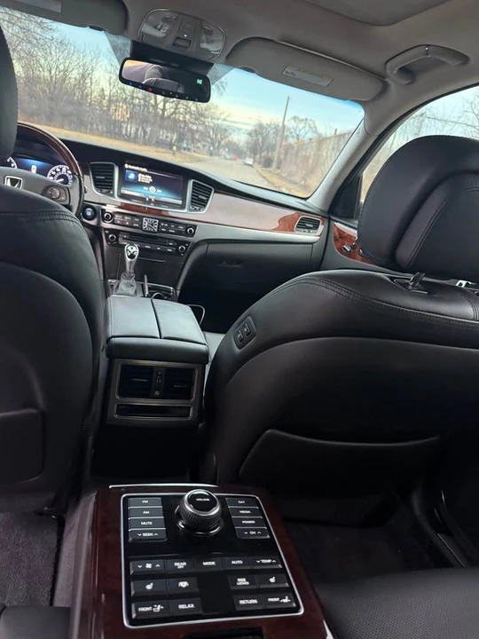 2014 Hyundai Equus - Image 18 of 20
