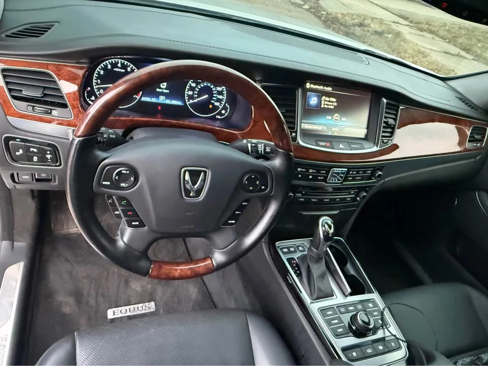 2014 Hyundai Equus - Image 16 of 20