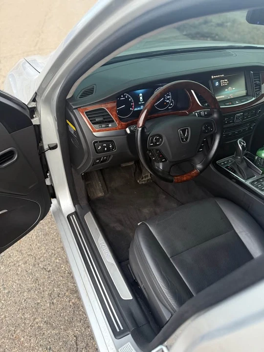 2014 Hyundai Equus - Image 12 of 20