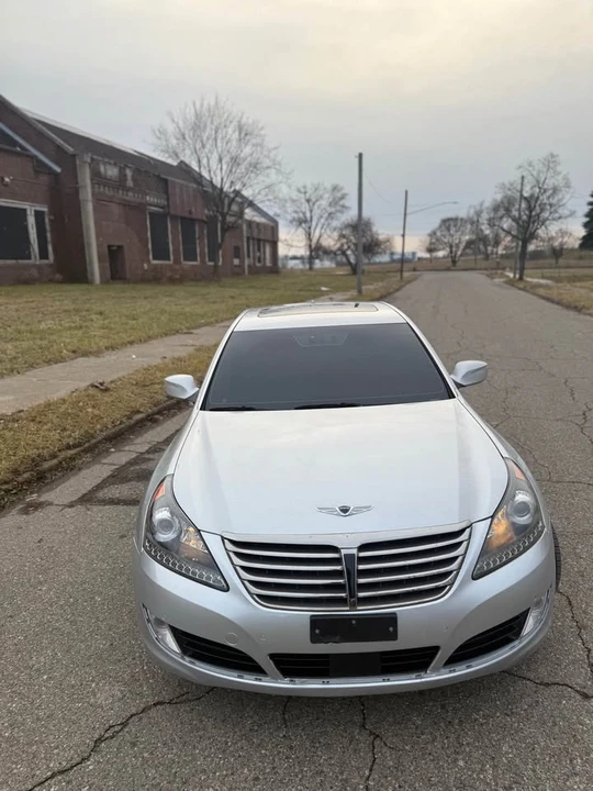 2014 Hyundai Equus - Image 11 of 20