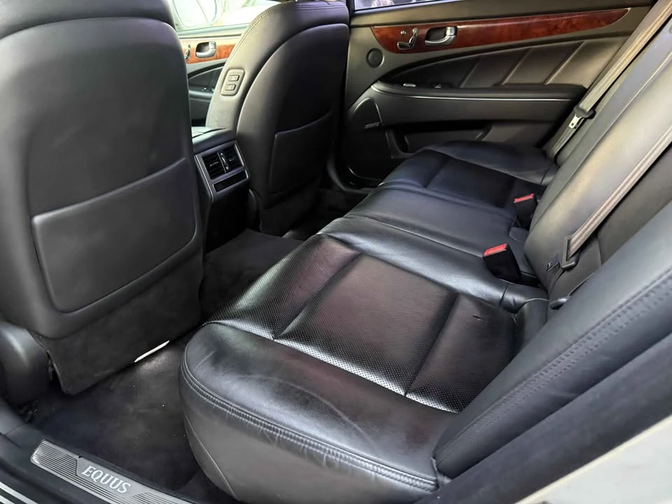 2014 Hyundai Equus - Image 10 of 11