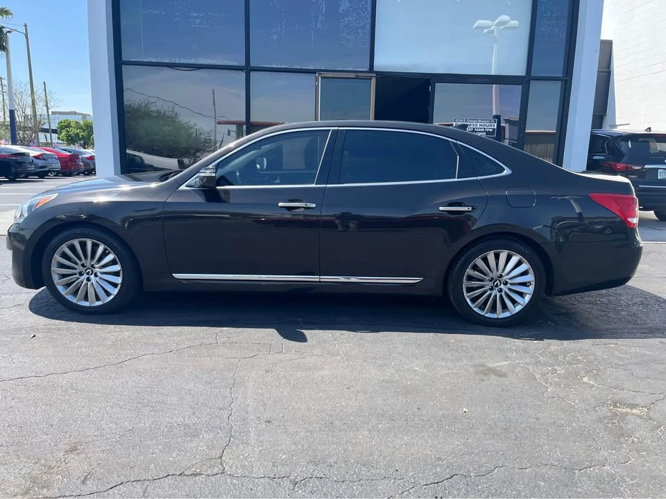 2014 Hyundai Equus - Image 2 of 17