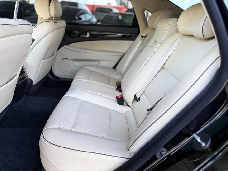 2014 Hyundai Equus - Image 9 of 19