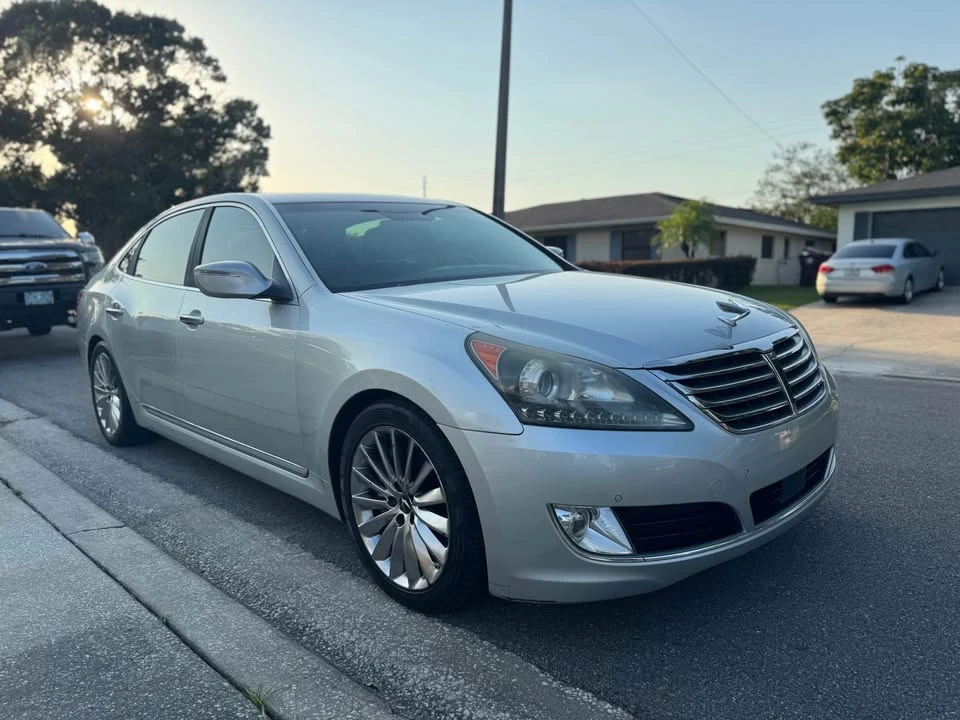 2014 Hyundai Equus - Image 2 of 18