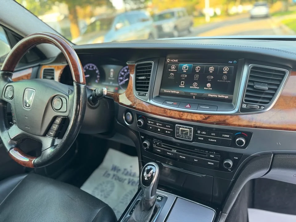 2014 Hyundai Equus - Image 13 of 18
