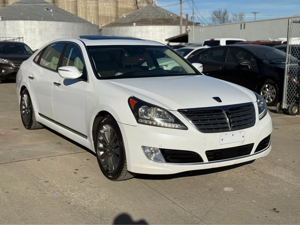 2014 Hyundai Equus - Image 2 of 18