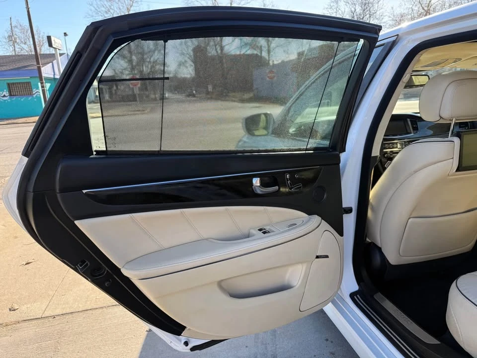 2014 Hyundai Equus - Image 10 of 18