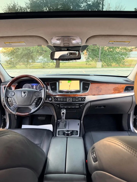 2014 Hyundai Equus - Image 12 of 16
