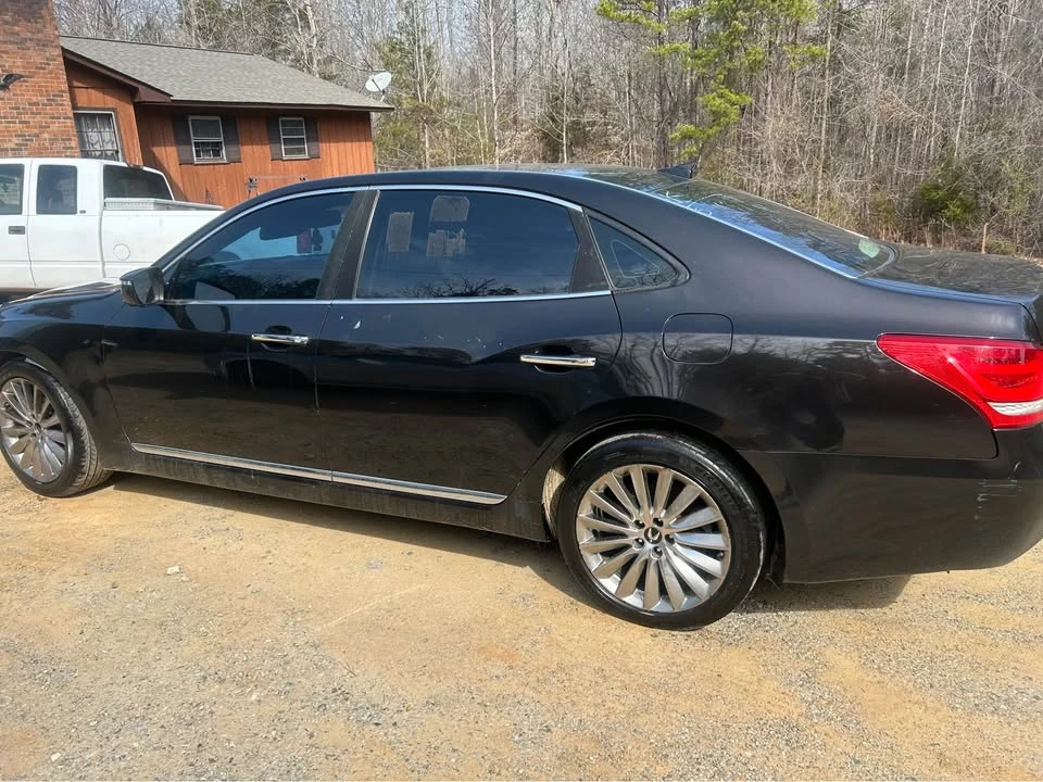 2014 Hyundai Equus - Image 2 of 12