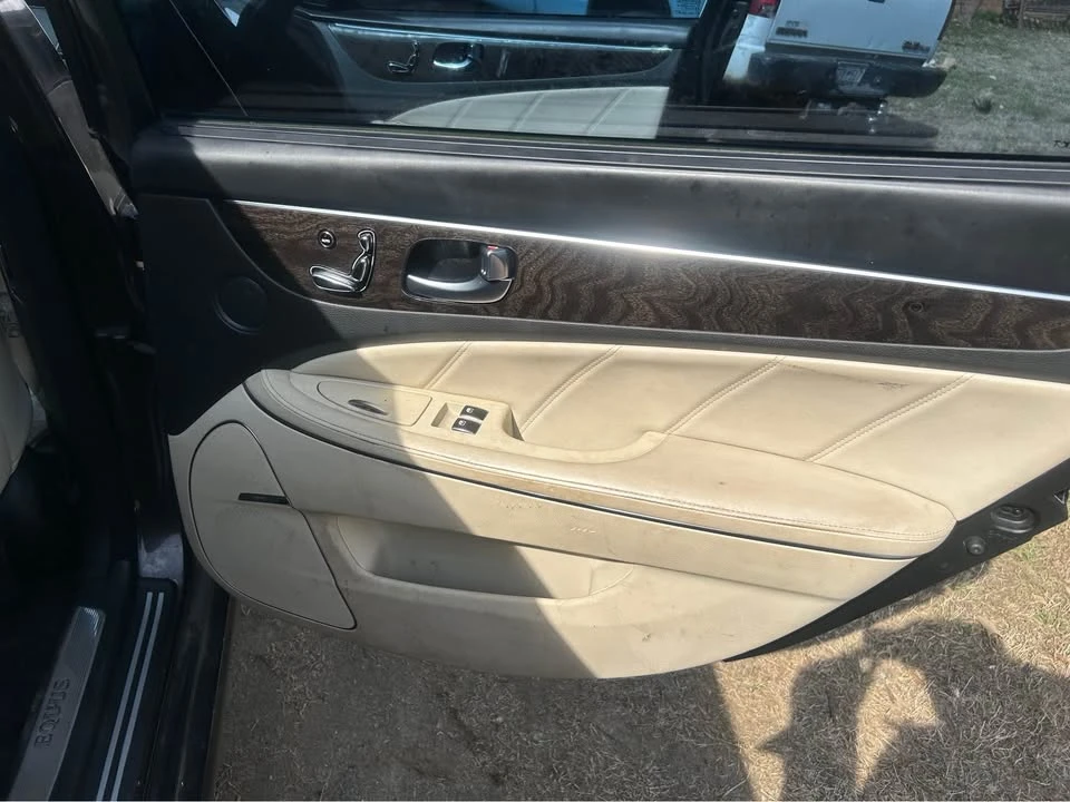2014 Hyundai Equus - Image 12 of 12