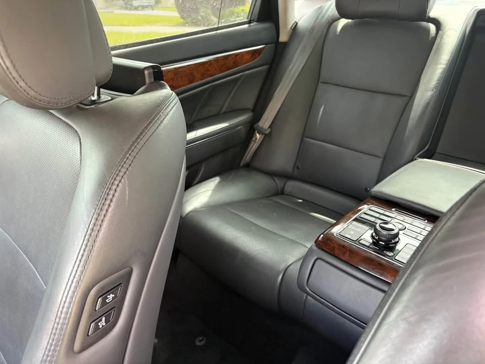 2014 Hyundai Equus - Image 11 of 14