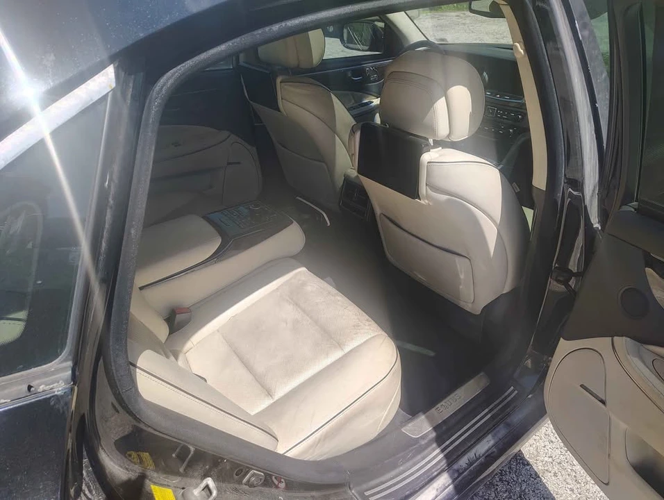 2014 Hyundai Equus - Image 8 of 11